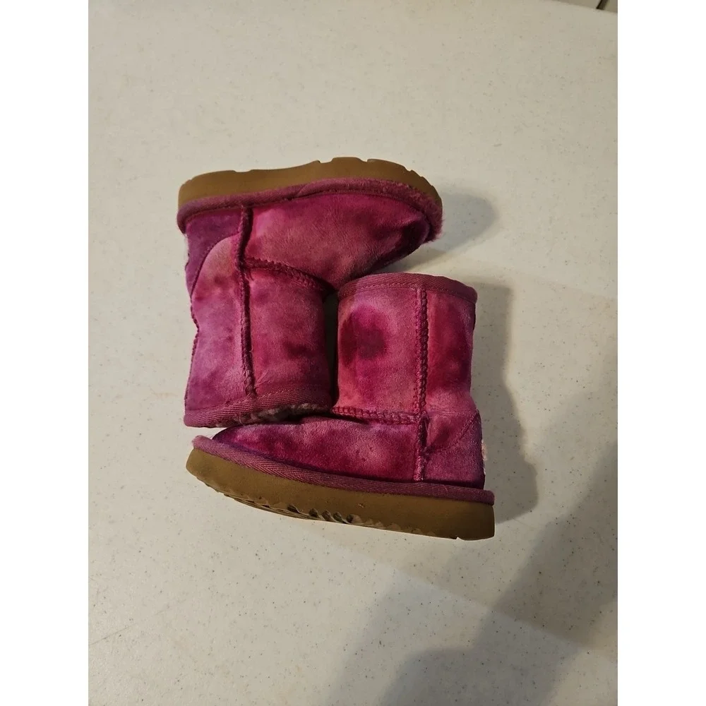 UGG classic toddler